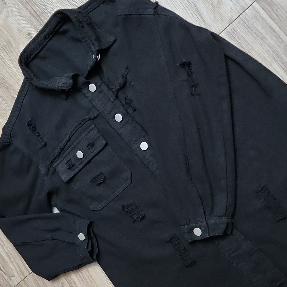 Black Distressed Denim Button Down Women's Medium Trendy Casual Jacket - Picture 8 of 16